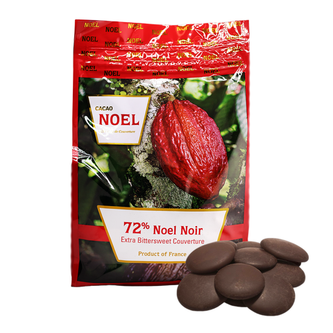 Cacao Noel chocolate packaging with chocolate pieces on a white background